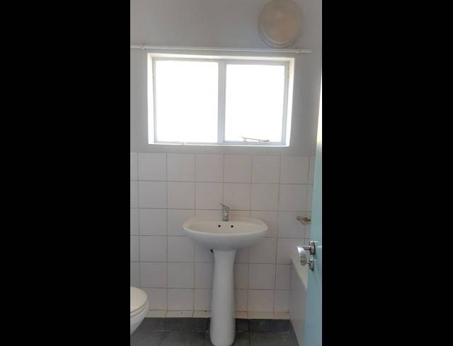 1 BEDROOM APARTMENT FOR SALE IN RICHMOND